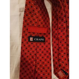 Chaps Silk‎ Necktie Red Geometric Pattern Business Career Men's Tie